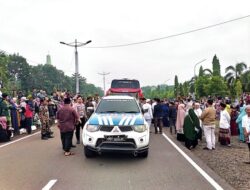 Polres Musi Rawas Hadiri dan Amankan Pelepasan Calon Jemaah Haji Kabupaten Mura