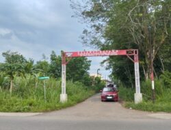 Warga Kelurahan Taba Lestari Keluhkan jalan Berlobang Tak Kunjung Diperbaiki