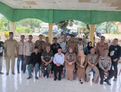 Camat Baru Sindang Beliti Ilir, Verawati, Ajak Kades dan Perangkat Desa Sinergi Membangun