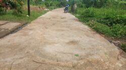 Proyek Baru Seumur Jagung, Sudah Retak dan Mengelupas, Pihak Kelurahan “Tutup Telinga”