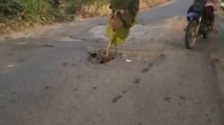 Lolos dari Maut di Jembatan Jebol, Warga Musi Rawas Mempertaruhkan Nyawa Setiap Hari